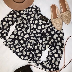 Realisation Par Cher top in Daisy